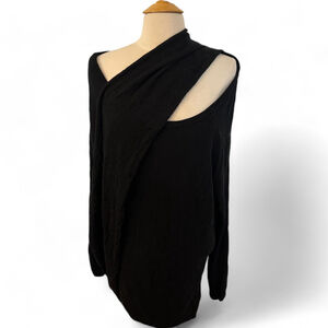 Women's Jasmine Di Milo Sweater Size 4 Black